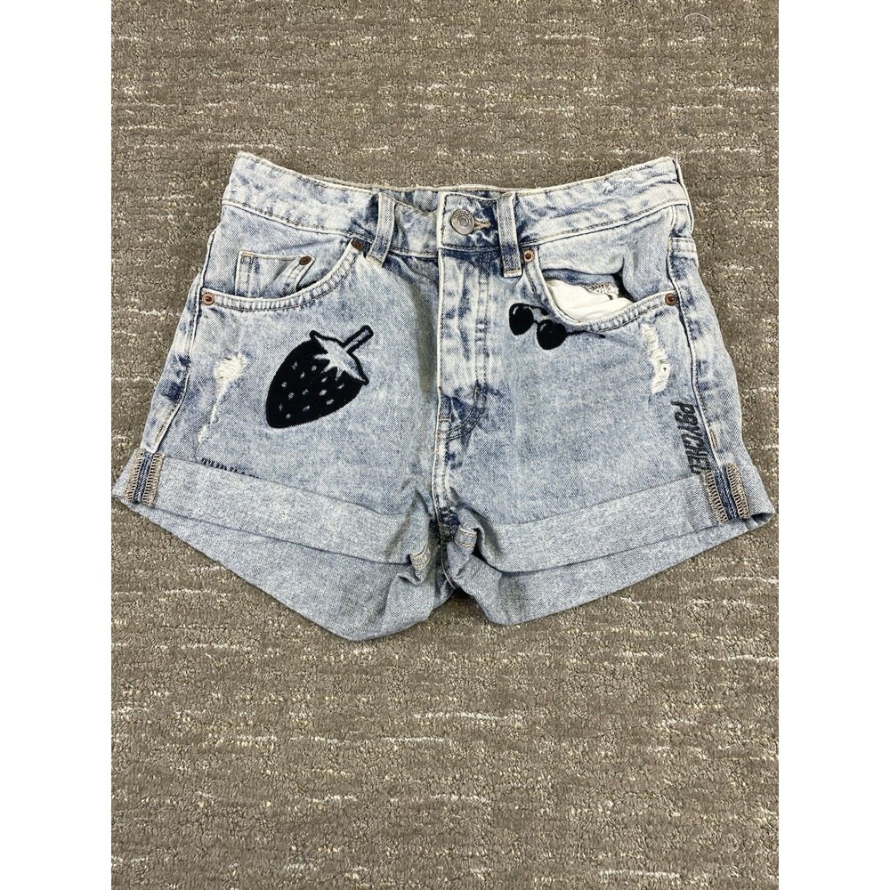 H&M DIVIDED Woman's Vintage Embroidered Felt Cuffed Light Blue Denim Shorts 2